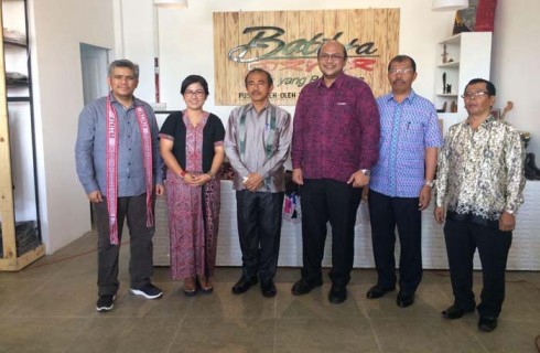 Pusat Oleh-oleh Batikta Danau Toba Siap Manjakan Wisatawan