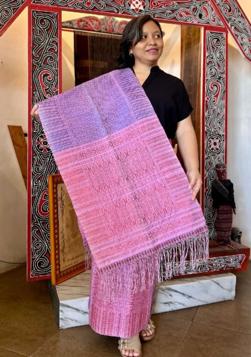  Hari Ulos 2025: Sebuah Pengingat Akan Warisan Leluhur