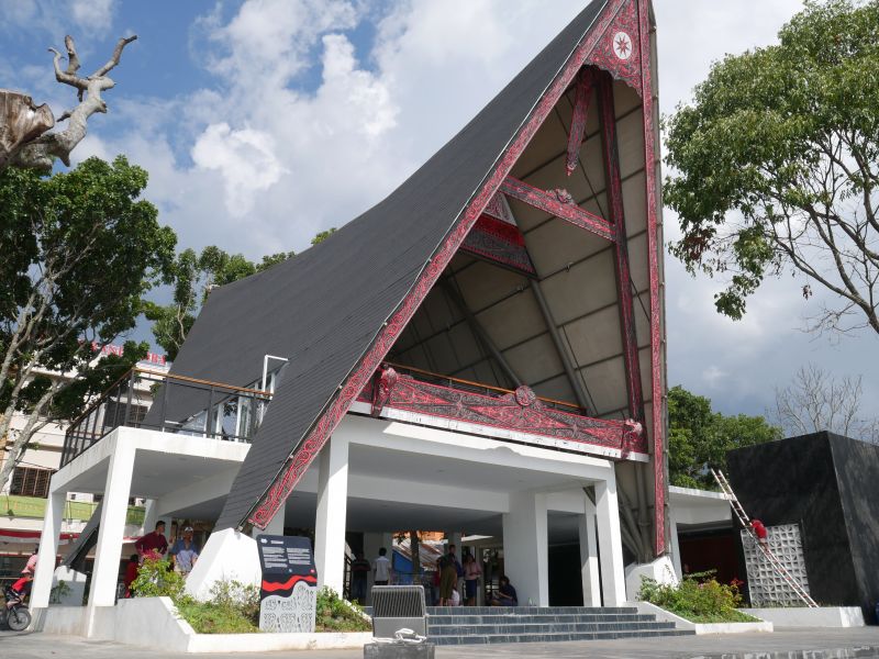  Lapangan Sisingamangaraja — Dari Lapangan Rakyat Menjadi Arena Dunia