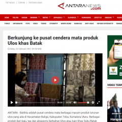 Berkunjung ke pusat cendera mata produk Ulos khas Batak - Antara News