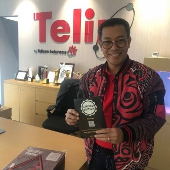 Jaket Bomber Limited Batikta