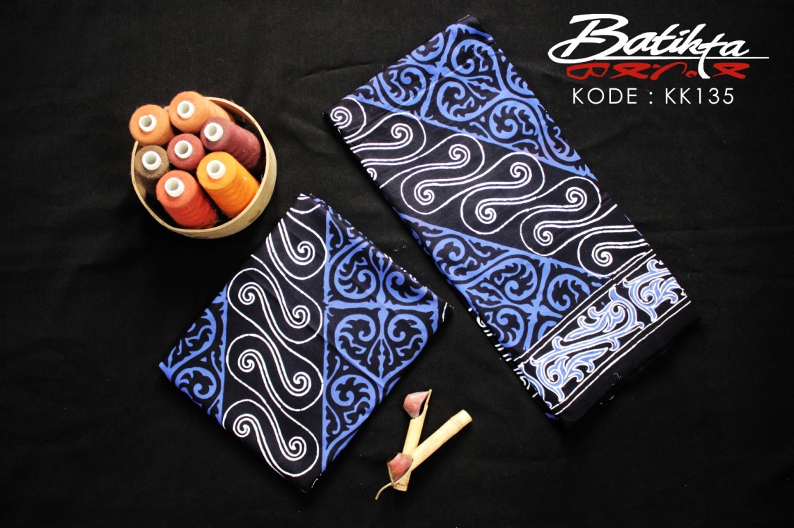 KK135 Kain Batik Motif Gorga Mix Warna Biru Putih Hitam profile picture