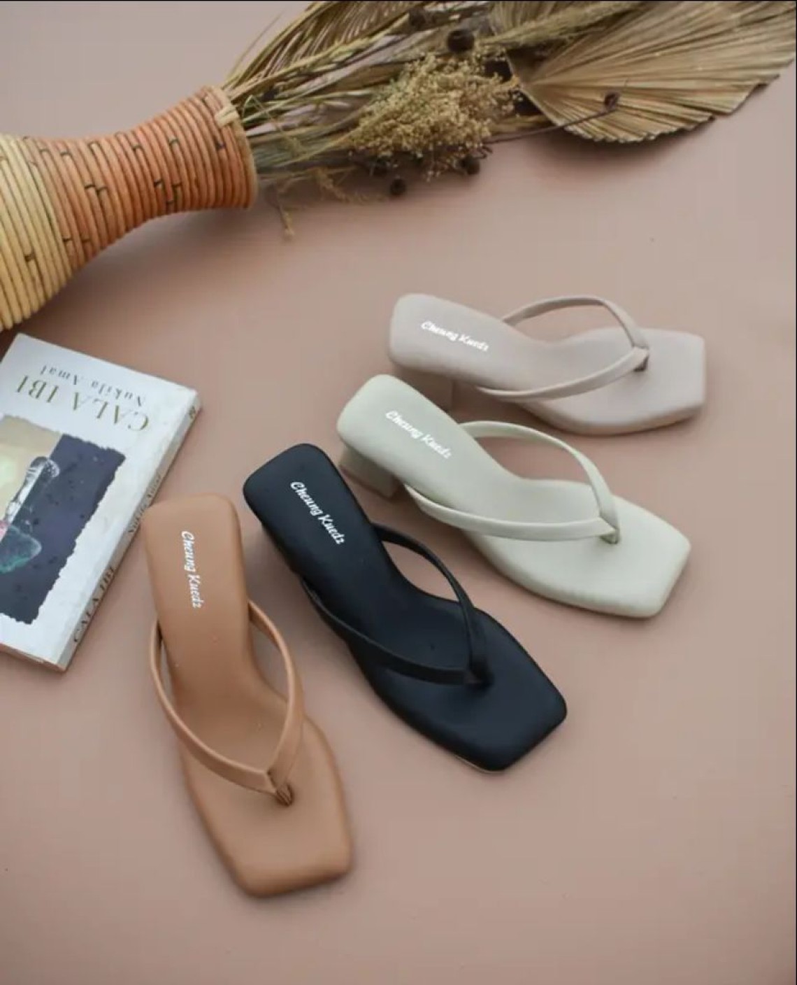 Sandal Noys N4 profile picture