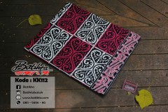 KK112 Kain Batik Motif Gorga Warna Pink Putih Hitam