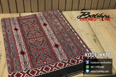 KK80 Kain Batik Motif Gorga Warna Merah Putih Hitam