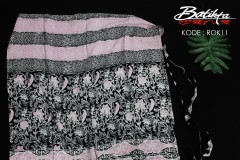 ROK10 Rok Lilit Batik Motif Gorga Mix Warna Biru Putih