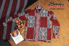 BTK537 Kemeja Batik Motif Gorga Warna Merah Putih Hitam