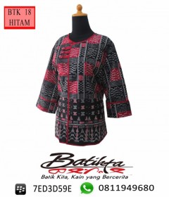 BTK18 Blus Batik Motif Ulos Sadum Warna Hitam Merah Putih